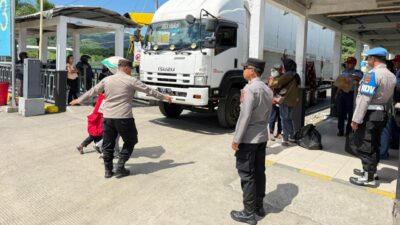 Polsek Kawasan Pelabuhan Lembar Amankan KMP Dharma Ferry IX