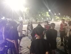 Polres Lombok Barat Siaga Tengah Malam, Amankan Gerung hingga Sosialisasikan Inovasi KEMOS ke Pemuda