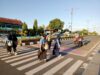 Hadir di Tengah Aktivitas Pagi Masyarakat, Polsek Tanjung Atur Arus Lalu Lintas di Depan SMPN 1 Tanjung