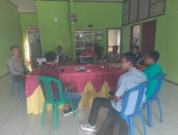 Bhabinkamtibmas Desa Seteluk Atas Sosialisasikan Pencegahan TPPO kepada Warga