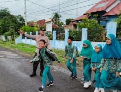 Polsek Utan Gelar Strong Point Pagi, Wujudkan Kelancaran Lalu Lintas di Kawasan Sekolah
