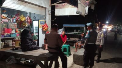 Memangkas Biang Keresahan Masyarakat, Polsek Bolo Gelar Operasi Miras dan Puluhan Botol Miras Disita
