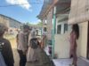 Bhabinkamtibmas Dampingi TRC Evakuasi Warga Alami Stres ke Puskesmas