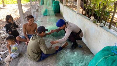 Sat Polairud Polres Lombok Utara Laksanakan Patroli Dialogis Sambangi Masyarakat Nelayan