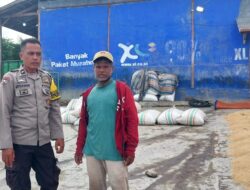 BHABINKAMTIBMAS DESA MANGGENAE PANTAU HASIL PANEN PADI WARGA, DORONG PENINGKATAN PRODUKTIVITAS PERTANIAN