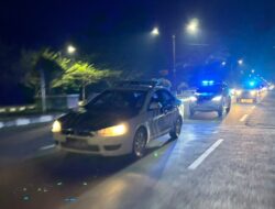 Antisipasi Kriminalitas, Polres Lombok Barat Patroli Skala Besar di Bypass BIL
