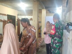 Sinergi Babinsa dan Tenaga Kesehatan Layani Warga