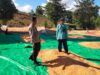 Komitmen Polri dalam mendukung program ketahanan pangan nasional terus diwujudkan melalui peran aktif Bhabinkamtibmas di wilayah binaan. Seperti yang dilakukan Bhabinkamtibmas Desa Cempi Jaya Polsek Hu’u, BRIPKA Ismail, yang melaksanakan pemantauan hasil panen jagung milik warga binaannya di Soo Mada Rangga, Desa Cempi Jaya, Kecamatan Hu’u, Kabupaten Dompu, Rabu (10/6/2026).  Kegiatan yang berlangsung mulai pukul 09.10 WITA tersebut menyasar hasil panen jagung milik Imran yang sedang dijemur guna mencapai kadar air sesuai standar yang ditetapkan oleh gudang penyaluran jagung. Proses penjemuran dilakukan untuk menjaga kualitas hasil panen sekaligus mencegah timbulnya jamur akibat pengaruh suhu dan kondisi cuaca yang dapat menurunkan mutu jagung.  Dalam kegiatan tersebut, BRIPKA Ismail memberikan pendampingan dan motivasi kepada petani agar terus memperhatikan kualitas hasil panen sebelum dipasarkan. Ia juga mengimbau warga binaannya untuk selalu berkoordinasi dengan Bhabinkamtibmas apabila menghadapi kendala dalam sektor pertanian sehingga dapat diteruskan kepada instansi terkait guna mendapatkan solusi yang tepat.  “Kami berharap para petani tidak ragu untuk menyampaikan berbagai kendala yang dihadapi di lapangan. Kehadiran Bhabinkamtibmas merupakan bagian dari upaya Polri untuk membantu masyarakat, termasuk dalam mendukung keberhasilan sektor pertanian,” ujar BRIPKA Ismail.  Kapolsek Hu’u, IPTU Ade Helmi, S.H., menyampaikan bahwa Bhabinkamtibmas memiliki peran strategis sebagai penghubung antara masyarakat dengan pemerintah maupun instansi terkait, termasuk dalam mendukung program ketahanan pangan.  “Bhabinkamtibmas diharapkan terus aktif mendampingi masyarakat, khususnya para petani, mulai dari proses tanam, perawatan hingga pascapanen. Kami juga mengimbau agar hasil pertanian yang telah memenuhi standar kualitas dapat disalurkan ke gudang Bulog guna mendukung ketersediaan cadangan pangan nasional,” ungkap IPTU Ade Helmi.  Sementara itu, Kapolres Dompu AKBP Sodikin Fahrojin Nur, S.I.K., melalui Kasi Humas Polres Dompu IPTU I Nyoman Suardika mengapresiasi langkah personel Bhabinkamtibmas yang terus hadir memberikan pendampingan kepada masyarakat.  “Kegiatan pemantauan dan pendampingan yang dilakukan Bhabinkamtibmas merupakan bentuk nyata dukungan Polri terhadap program ketahanan pangan nasional. Kehadiran anggota di tengah masyarakat tidak hanya menjaga keamanan dan ketertiban, tetapi juga membantu memastikan hasil pertanian masyarakat memiliki kualitas yang baik serta bernilai ekonomi tinggi. Kami berharap sinergi ini dapat terus memperkuat kesejahteraan petani dan mendukung ketahanan pangan daerah maupun nasional,” ujar IPTU Nyoman.  Melalui kegiatan tersebut, Polres Dompu terus menunjukkan komitmennya dalam mendukung sektor pertanian sebagai salah satu pilar utama pembangunan daerah dan penguatan ketahanan pangan nasional.