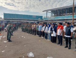 SINERGITAS 3 PILAR DI DOMPU, TNI-POLRI DAN PEMERINTAH KECAMATAN GELAR APEL GABUNGAN SERTA KERJA BAKTI BERSIHKAN PASAR BAWAH