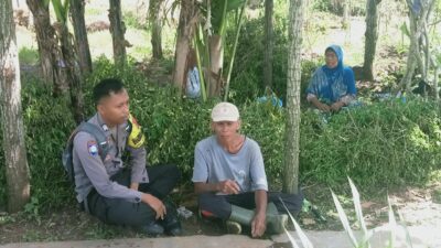 Bhabinkamtibmas Desa Gereneng Timur Sambang dan Silaturahmi dengan Warga, Ajak Dukung Program Ketahanan Pangan dan Jaga Kamtibmas