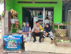 Bhabinkamtibmas Desa Sakra Selatan Jalin Silaturahmi dengan Warga, Sampaikan Himbauan Kamtibmas