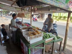 Bhabinkamtibmas Desa Kalianyar Jalin Silaturahmi dengan Warga Binaan Sambil Sampaikan Imbauan Kamtibmas