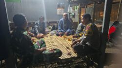 Bhabinkamtibmas Desa Banjar Aktif Bina Satkamling, Perkuat Keamanan Lingkungan Bersama Warga
