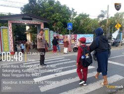 Wujud Pelayanan Presisi, Polsek Sekongkang Intensifkan Rawan Pagi di Depan Sekolah