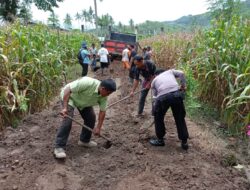 Gotong Royong Bangun Jalan Ekonomi, Bhabinkamtibmas Desa Dorebara Dorong Peningkatan Kesejahteraan Petani