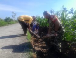 Babinsa Lembar Dampingi Petani Perkuat Infrastruktur Pertanian