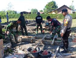 Bhabinkamtibmas Desa Kampasi Meci Bersama TNI Dukung Pembangunan RTLH dalam Program TMMD ke-129 Tahun 2026