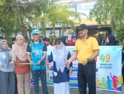 Semarak HUT ke-49 SMAN 2 Sumbawa, Kapolsek Sumbawa Hadiri Fun Walk Sekaligus Berikan Pengamanan