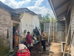 Bhabinkamtibmas Desa Pesanggrahan Laksanakan Sambang dan Silaturahmi, Ajak Warga Berperan Aktif Menjaga Kamtibmas