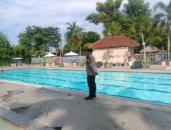 Patroli Presisi Polsek Praya Antisipasi 3C di Kolam Renang Matra