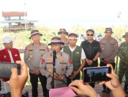 Polda NTB Tanam 10.000 Pohon Serentak, Wujudkan Indonesia Asri. ‎