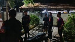 Ciptakan Kondusifitas Dini, Patroli Sat Samapta Polres Sumbawa Sambangi Taman Pertokoan dan Cek Kendaraan Remaja