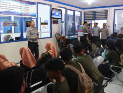 Edukasi Hukum Sejak Dini, Polres Sumbawa Sambut Kegiatan “Wisata Hukum” Pelajar Bersama Kejari Sumbawa