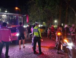 Blue Light Patrol dan Strong Point Sat Lantas Polres Dompu, Wujudkan Kamseltibcarlantas yang Aman dan Kondusif