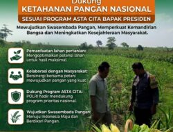 ANGGOTA POLSEK GRABAGAN SAMBANG DESA BINAAN, PANTAU LAHAN JAGUNG DAN MEMASTIKAN SISTEM IRIGASI MASIH LANCAR