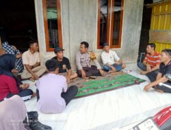 Jumat Curhat, Bhabinkamtibmas Kelurahan Sadia Ajak Warga Perangi Miras dan Narkoba Demi Kamtibmas Kondusif