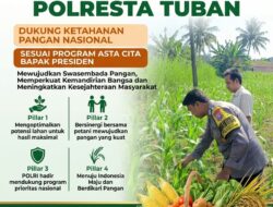 ANGGOTA POLSEK GRABAGAN SAMBANG DESA BINAAN, PANTAU LAHAN JAGUNG DAN MEMASTIKAN SISTEM IRIGASI MASIH LANCAR