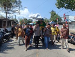 Bhabinkamtibmas Desa Adu Hadiri Pemakaman Warga, Wujudkan Kepedulian dan Kedekatan dengan Warga Binaan