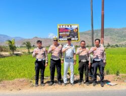 Tekan Angka Kecelakaan, Satlantas Polres Bima Kabupaten Pasang Papan Himbauan di Titik Blok Spot