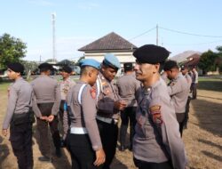 Si Propam Periksa HP Personel Polres Sumbawa Barat, Cegah Judi Online di Lingkungan Kepolisian