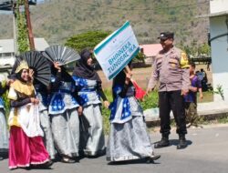 Bhabinkamtibmas Amankan Apel Tahunan dan Pawai Khutbatul ‘Arsy Pondok Pesantren Al-Ikhlas