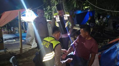 Tim Biddokkes Polda NTB Beri Layanan Kesehatan untuk Warga Terdampak Bencana di Ende