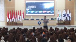 Tingkatkan Literasi Digital, SMKN 2 Tuban Edukasi Pelajar Terkait Peluang dan Risiko Teknologi AI