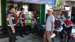 Patroli di Menala, Polisi Ajak Warga Perkuat Pengawasan Keluarga Cegah Gangguan Kamtibmas