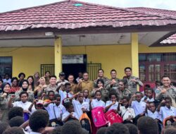 SATGAS DAMAI CARTENZ GELAR BAKSOS DI SD INPRES KENYAM, BANGUN KEDEKATAN DENGAN MASYARAKAT NDUGA