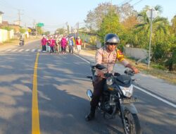 Polsek Empang Kawal Meriahnya Jalan Sehat HUT Desa Lamenta ke-22, Diikuti Ratusan Warga dan Senam Bersama