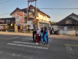 Hadir Berikan Rasa Aman di Pagi Hari, Polsek Rhee Gelar Strong Point di Depan SDN Rhee Beru