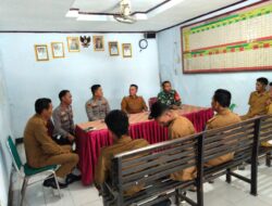 Kapolsek Woja Perkuat Sinergi dengan Pemerintah Desa dan Sekolah melalui Silaturahmi