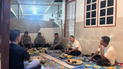 Bhabinkamtibmas Desa Pematung Bersama Babinsa Amankan Hiburan Malam Kesenian Cilokak di Sakra Barat