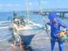 Sat Polairud Polres Dompu Hadir Berikan Pelayanan Humanis kepada Masyarakat Pesisir dan Nelayan