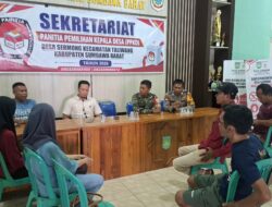 Antisipasi Gangguan Kamtibmas, Bhabinkamtibmas Hadiri Rakor Solusi Warga Belum Masuk DPT Pilkades Sermong
