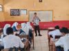 Sambangi SMP Negeri 1 Monta, Personel Polsek Monta Sosialisasi Penerimaan Siswa Baru SMA Kemala Bhayangkara