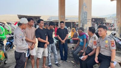 Sosialisasi Kamtibmas, Satbinmas Polres Bima Kabupaten Imbau Warga Jauhi waspadai Judi Online dan Penipuan melalui media sosial.