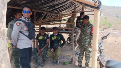 Cegah Pembalakan Wildan dan Perambahan Hutan, Tim Gabungan TNI-Polri dan Polhut Gelar Patroli Pengamanan Hutan di Desa Banda