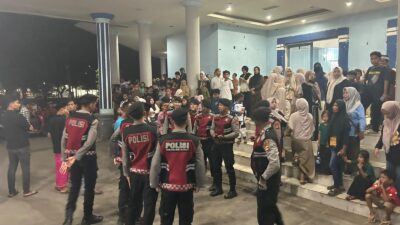 Ribuan Jamaah Hadiri Pengajian Ustaz Derry Sulaiman, Polisi Siaga Amankan Kegiatan