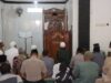 Jum’at Keliling di Masjid Salahuddin, Kapolres Bima Kota Ajak Masyarakat Perangi Narkoba dan Jaga Kamtibmas